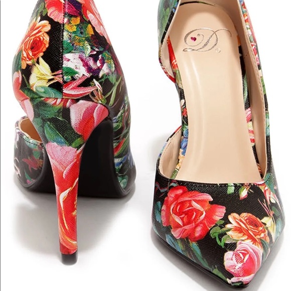 MY DELICIOUS | Mitten Black Floral Print D’Orsay Pumps - Picture 2 of 13